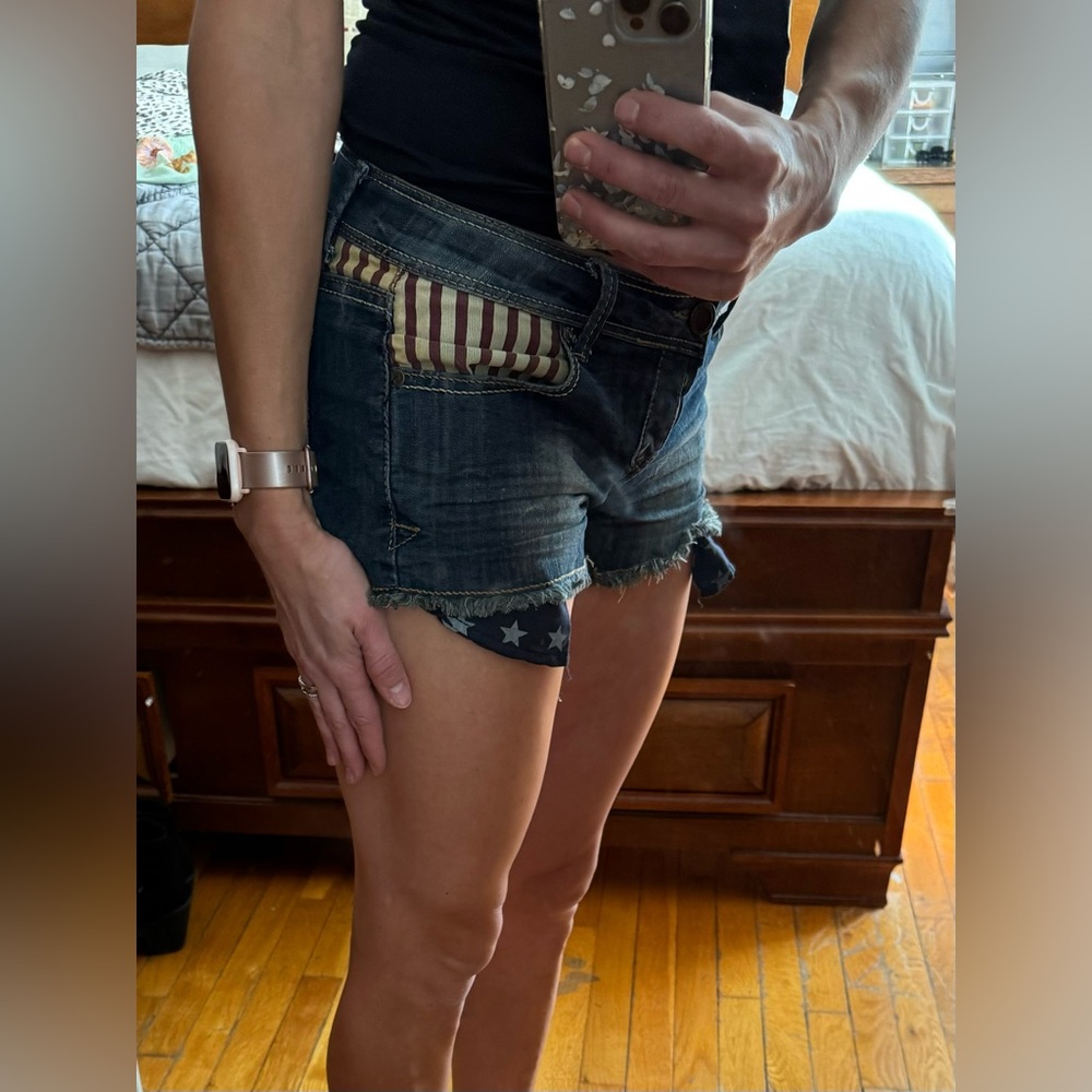 Patriotic cut-off shorts